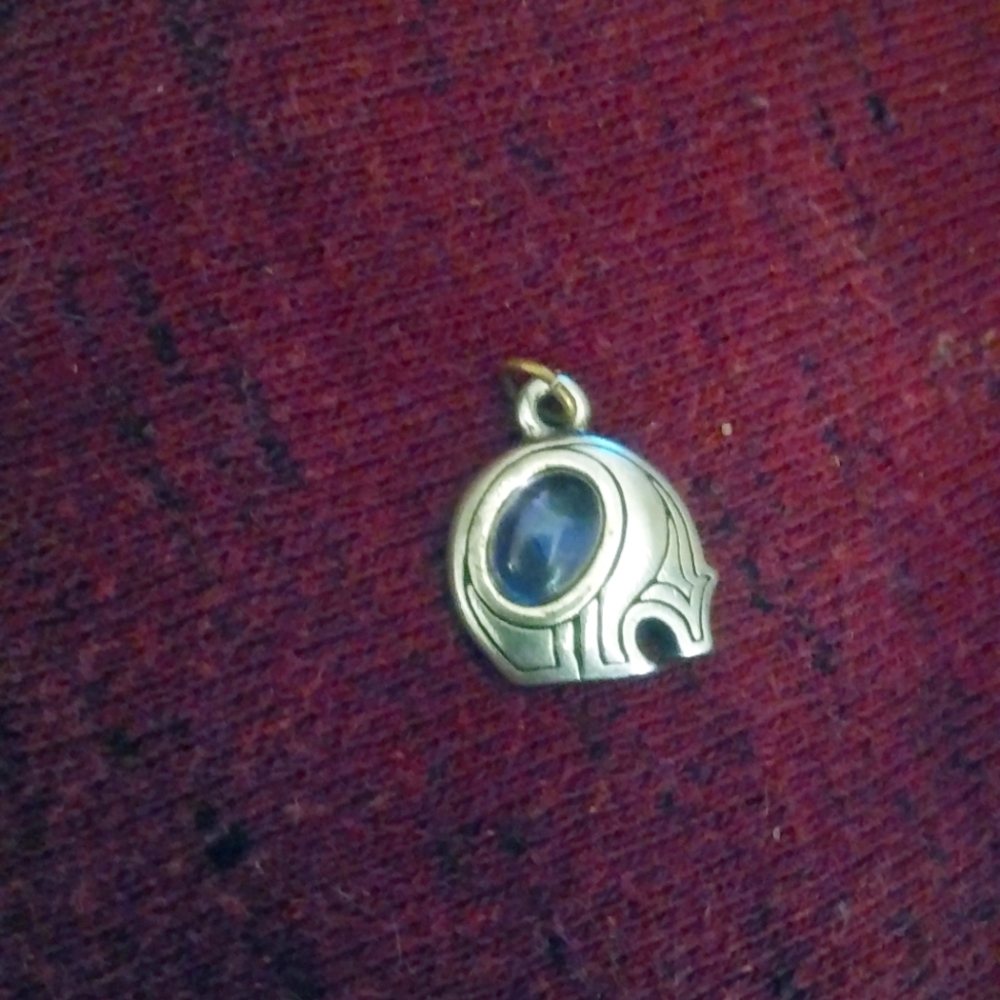 Silver Bear pendant with Amethyst accent